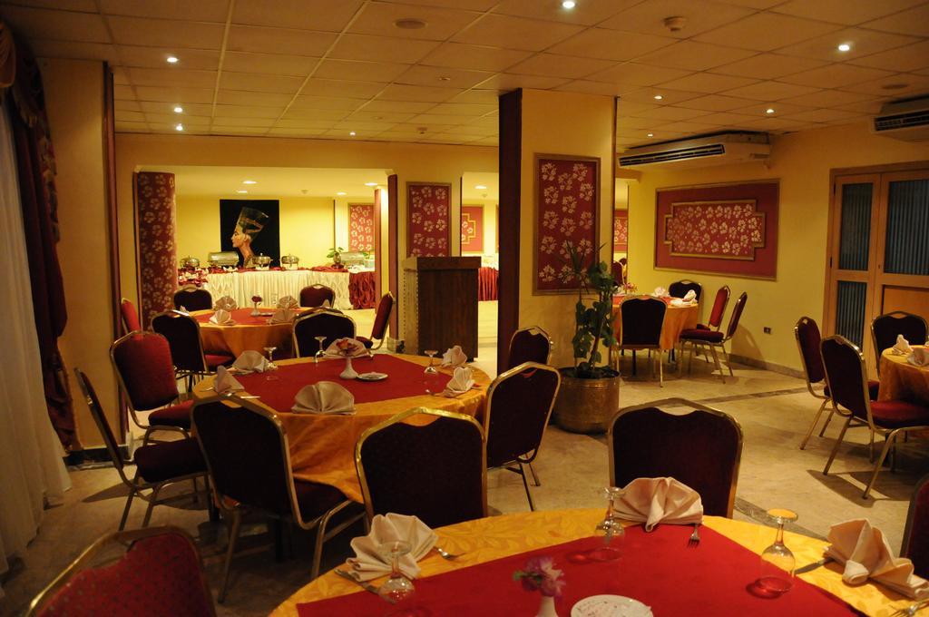 Tiba Pyramids Hotel Giza Екстериор снимка